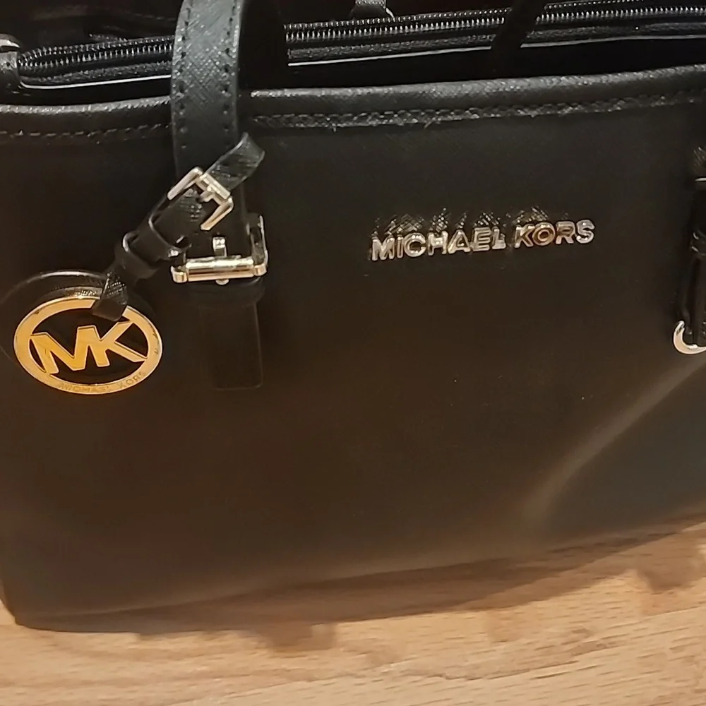 Michael Kors chic black